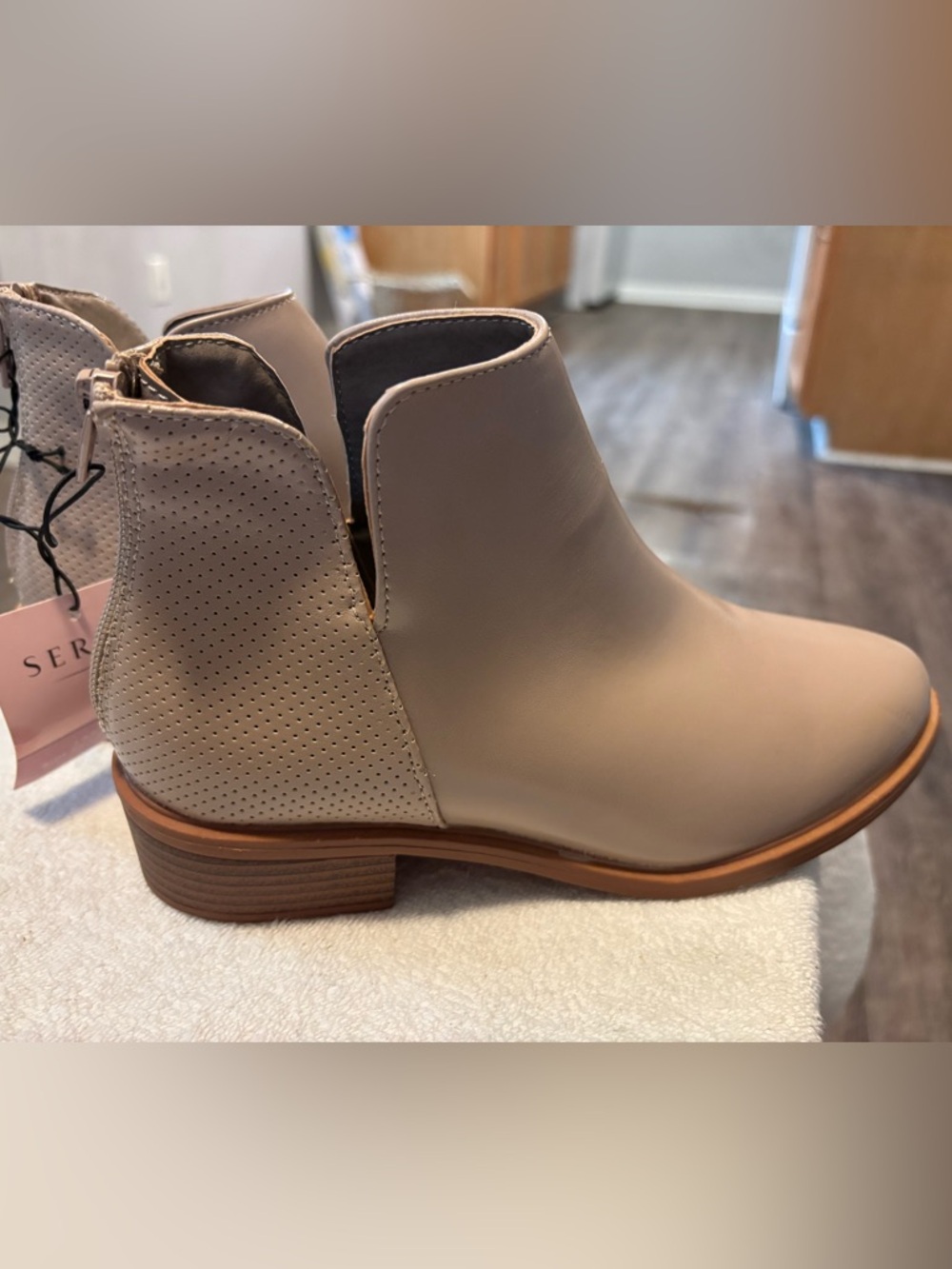 Brand New Side Cut Boots By SERENA - Size 7 - Heel Height 1.5 Inches - Box 1B